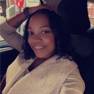 Meet your Posher, Nish‼️